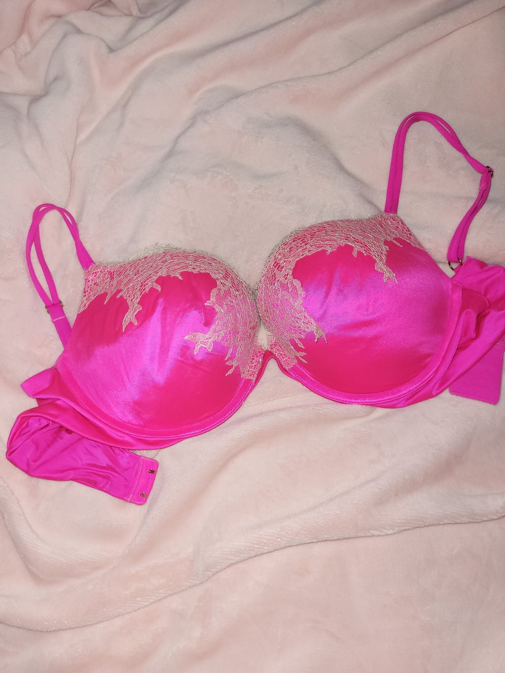 12 Gently Worn Bras - Women Intimates